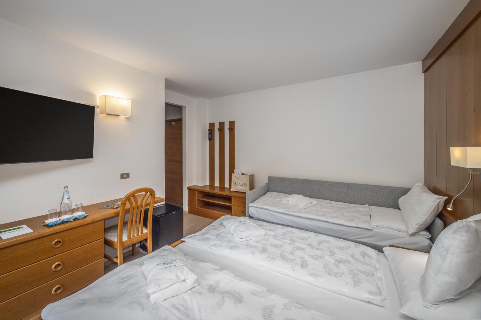 Hotel Ramon Campitello di Fassa Exterior photo